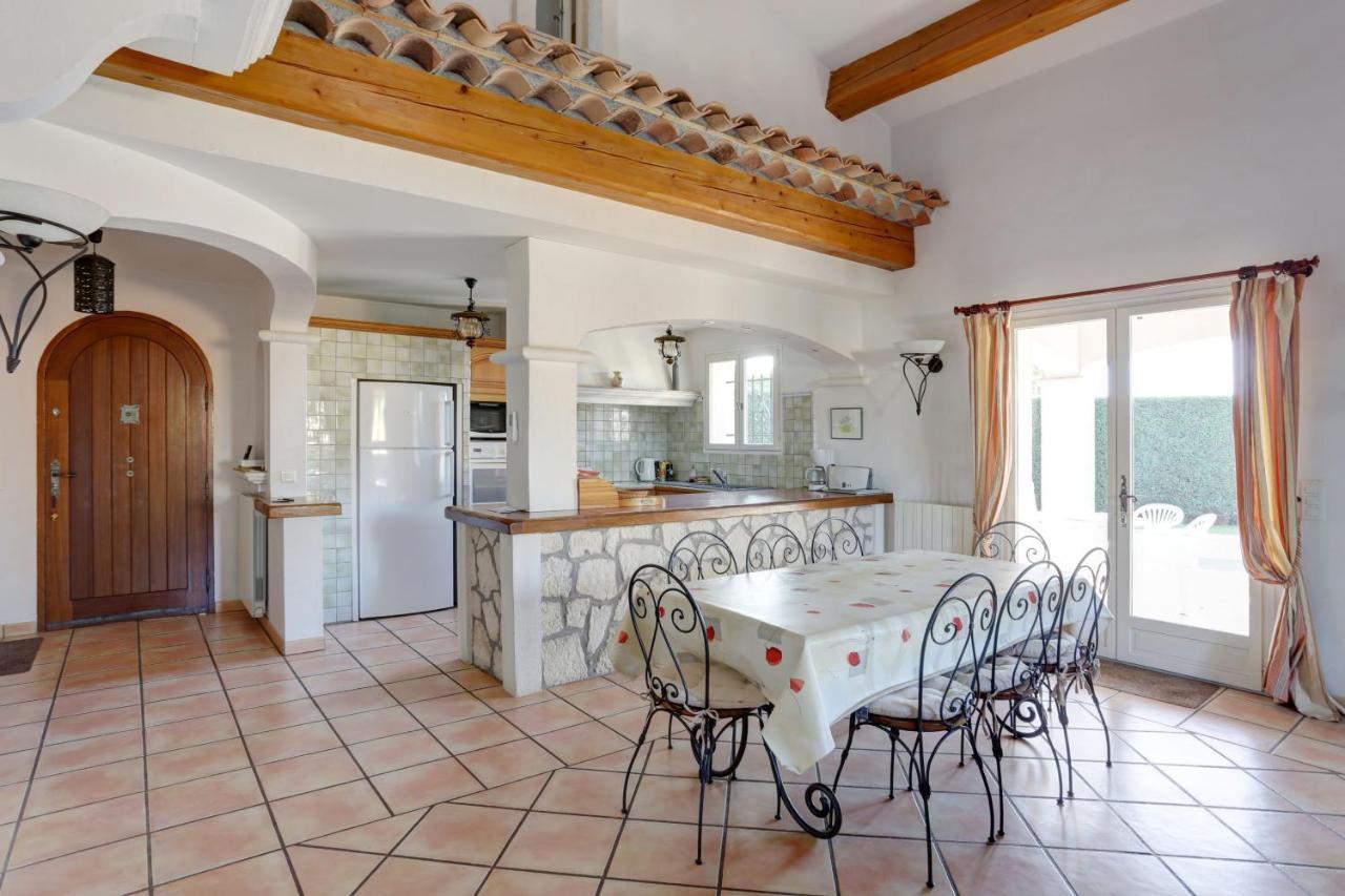 Villa De Charme, 8 Pers, Climatisee, Piscine Chauffee, Calme Garanti Roquebrune-sur Argens Kültér fotó