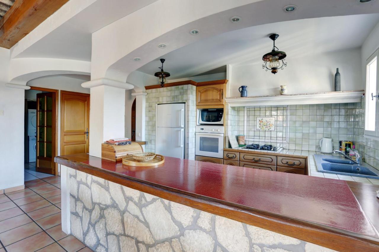 Villa De Charme, 8 Pers, Climatisee, Piscine Chauffee, Calme Garanti Roquebrune-sur Argens Kültér fotó